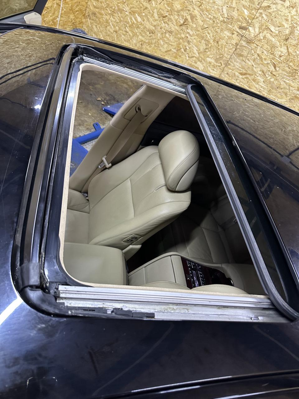 Фото в бортжурнале Lexus LS 600h